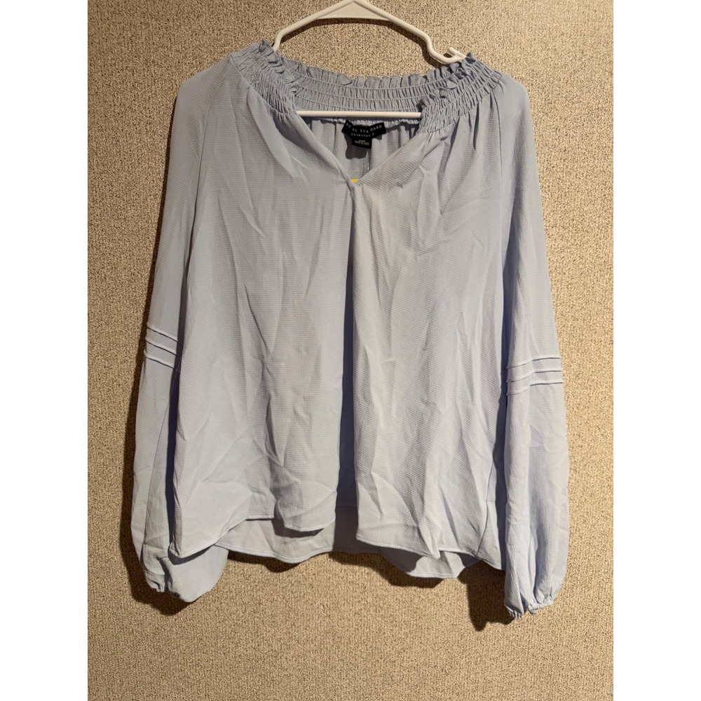 Social‎ Standard by Sanctuary Tallie Peasant Top Light Blue Smocked Neck Medium